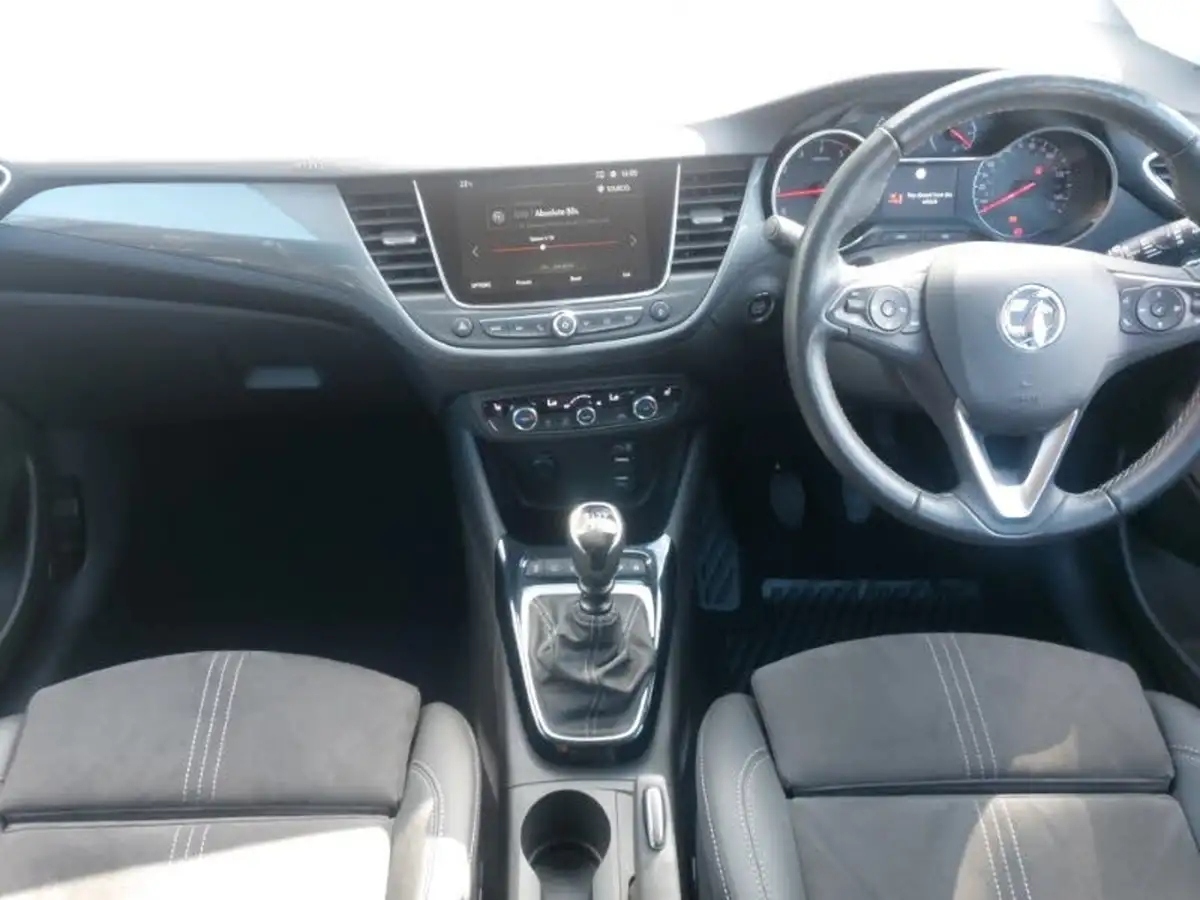 2022-vauxhall-crossland-12-ultimate-130ps-big-6