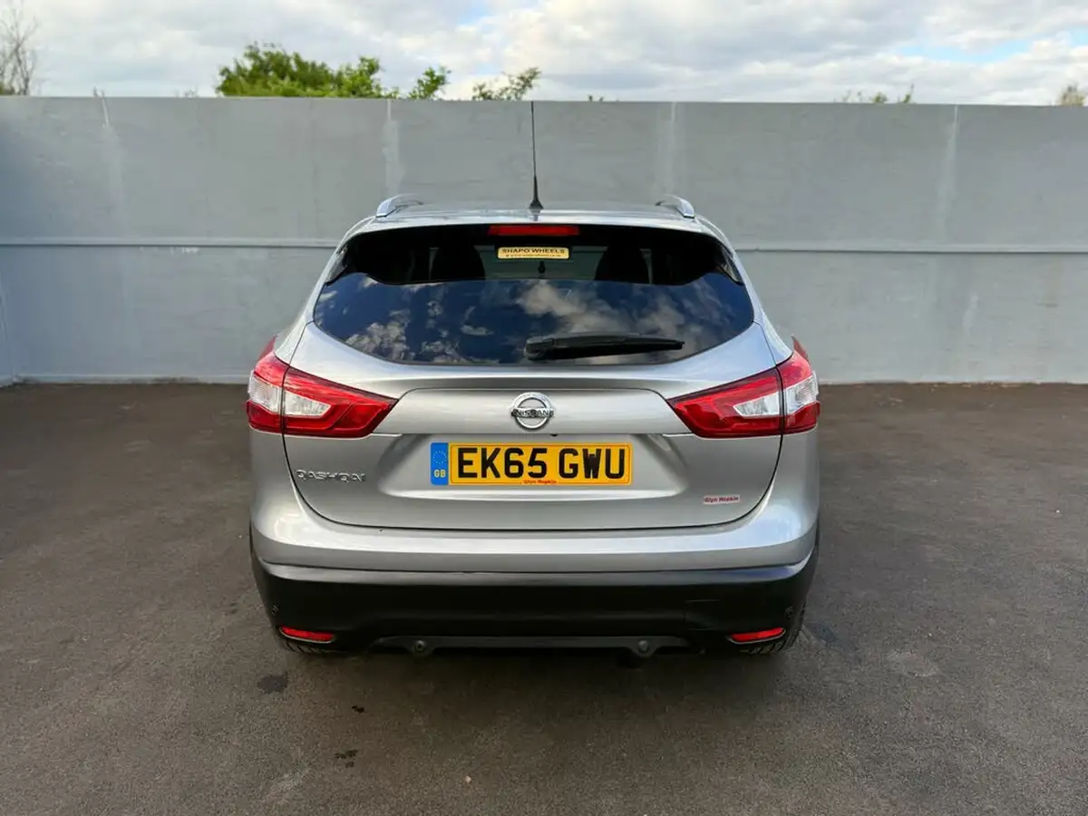 2015-nissan-qashqai-16dci-tekna-xtronic-cvt-big-67