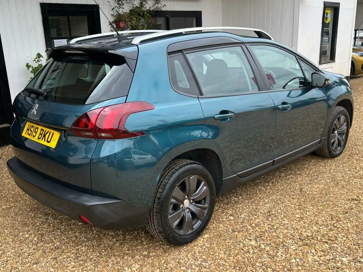 2019-peugeot-2008-suv-12-puretech-active-110bhp-eat6-big-6