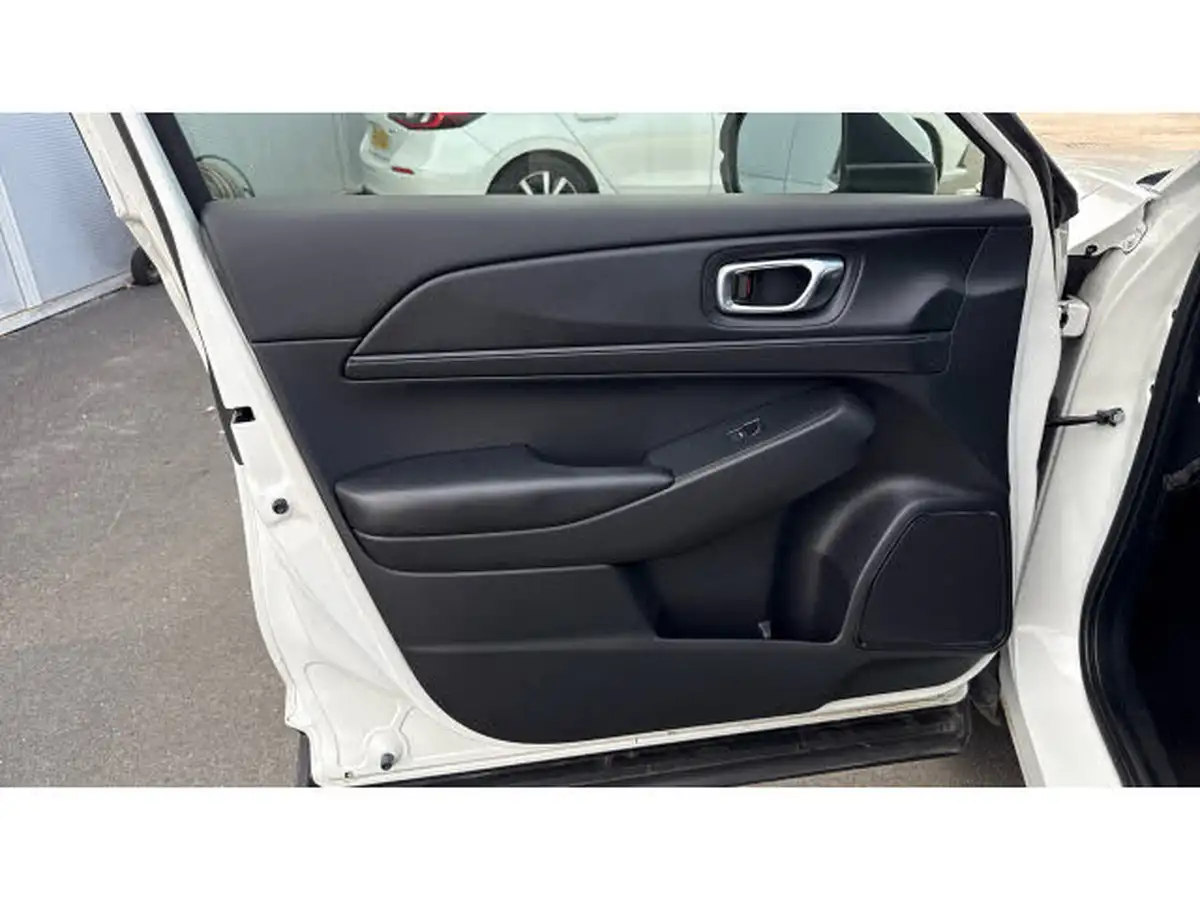 2022-honda-hr-v-15-i-mmd-elegance-big-14