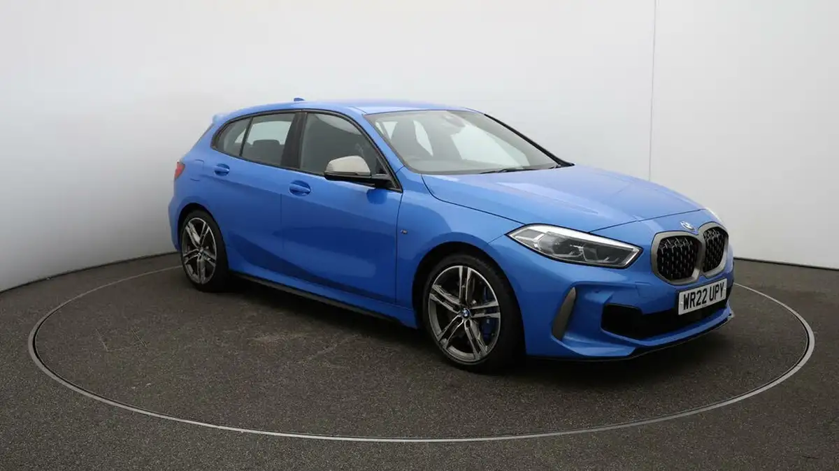 2022-bmw-1-series-20-m135i-xdrive-big-44