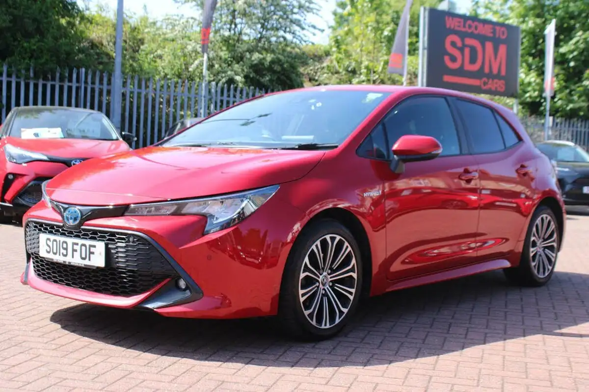 2019-toyota-corolla-18-vvt-i-design-trk-hatchback-5d-big-8