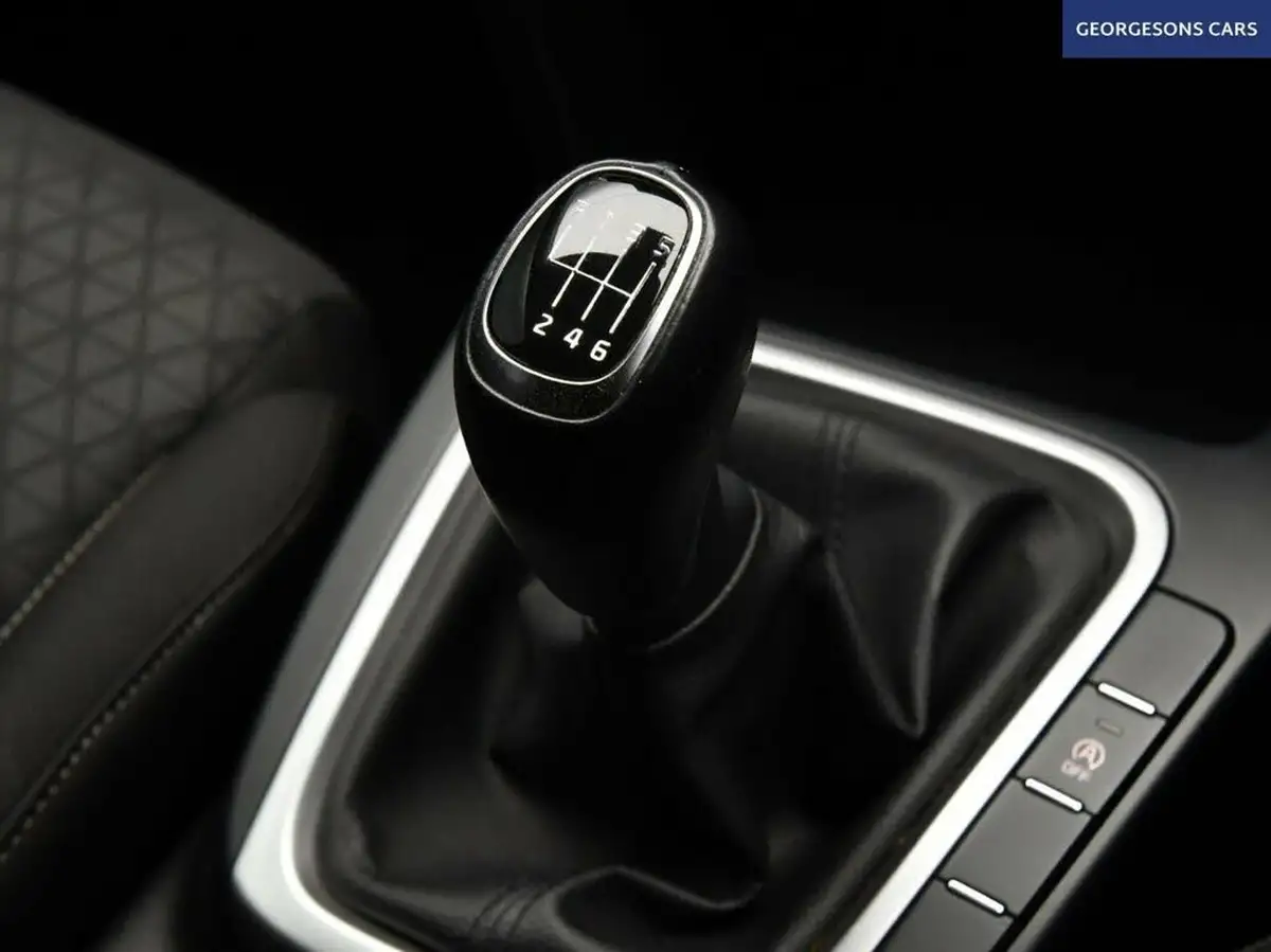 2020-kia-ceed-16crdi-2-114bhp-adap-hatchback-big-18