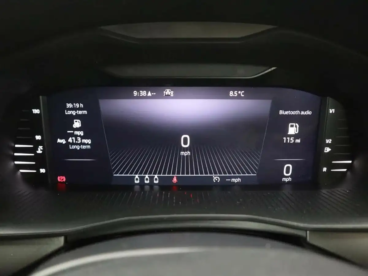 2022-skoda-kamiq-10-tsi-se-l-big-16