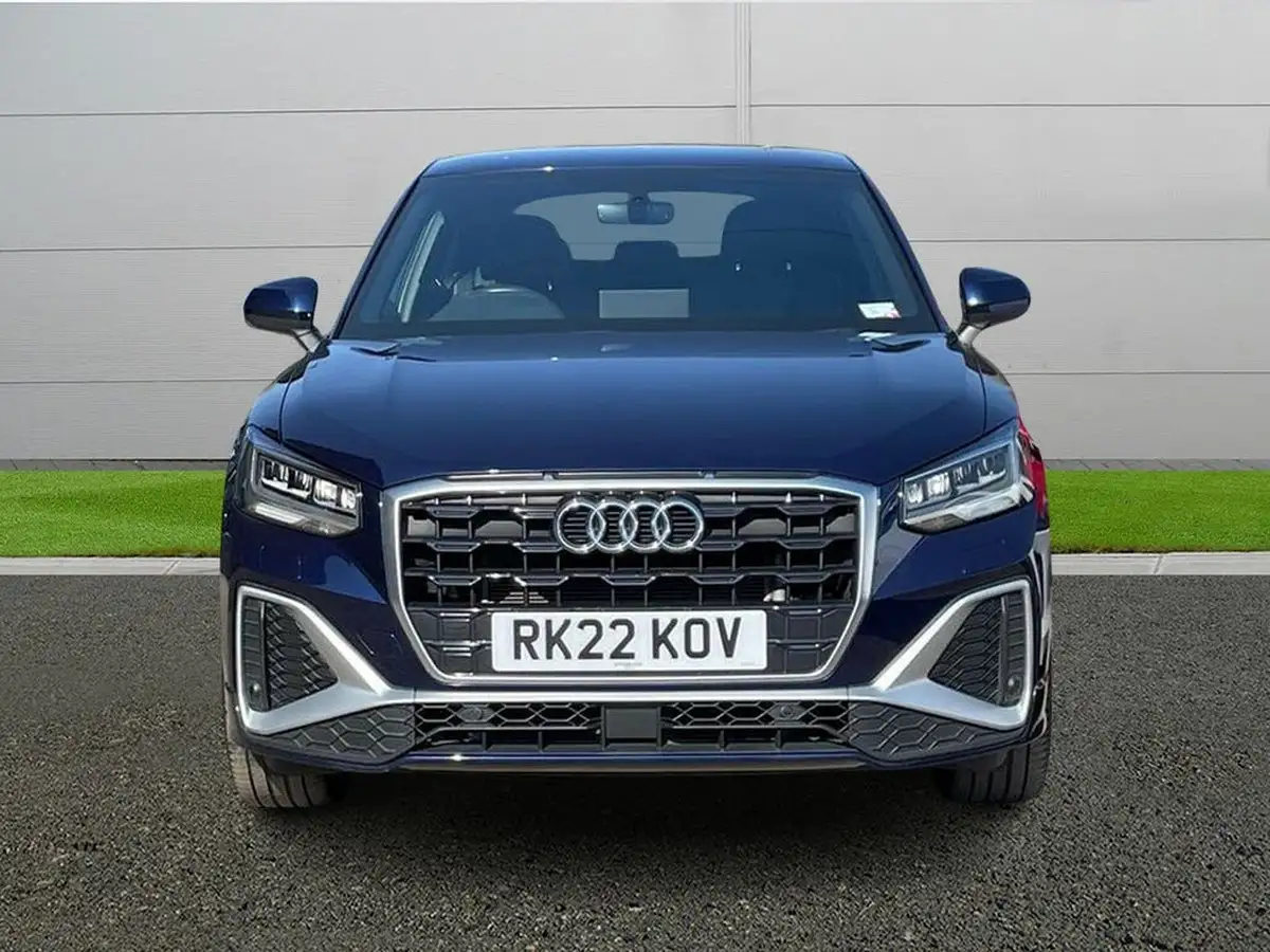 2022-audi-q2-15-35-tfsi-s-line-tronic-big-1
