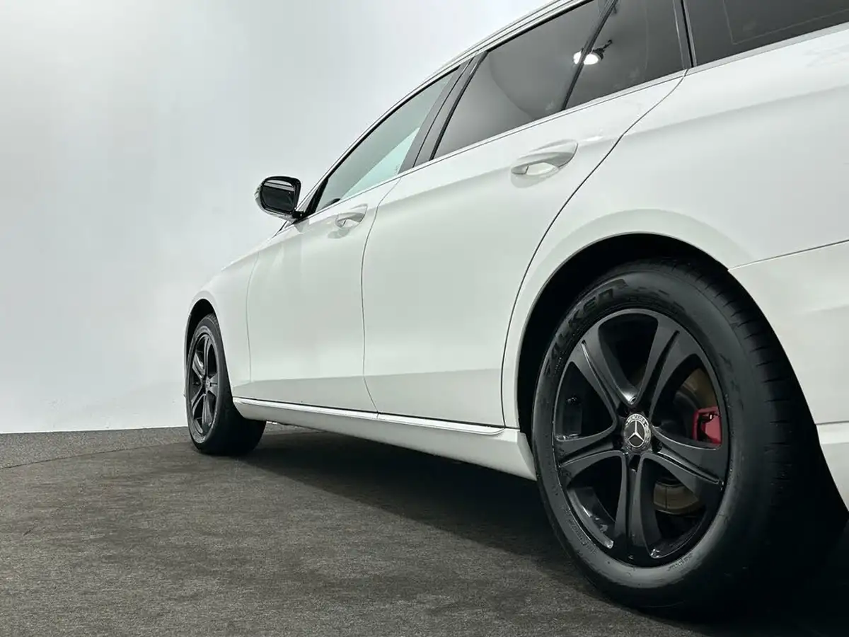2017-mercedes-benz-e-class-20d-e220d-se-ss-estate-5d-big-49