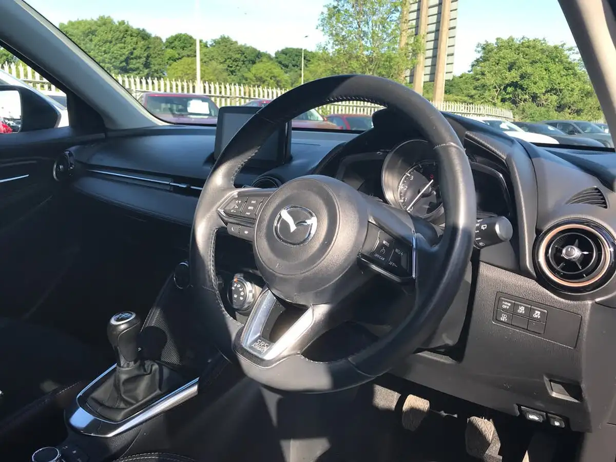2018-mazda-mazda2-15-gt-big-3