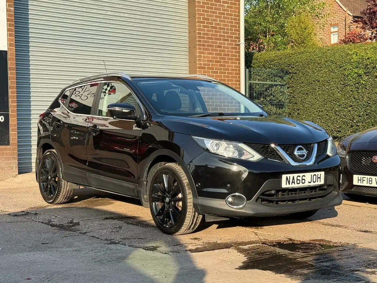 2016-nissan-qashqai-16dci-tekna-4x4-big-22