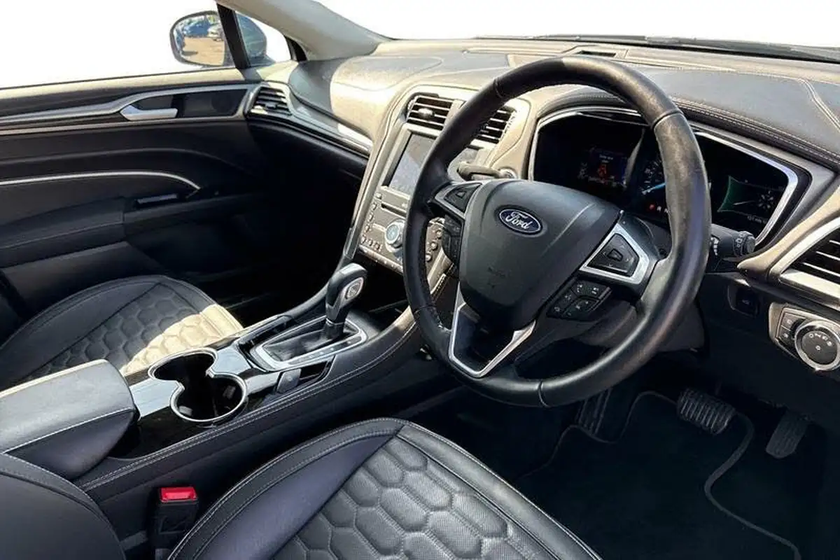 2022-ford-mondeo-20-tivct-vignale-estate-5d-big-8