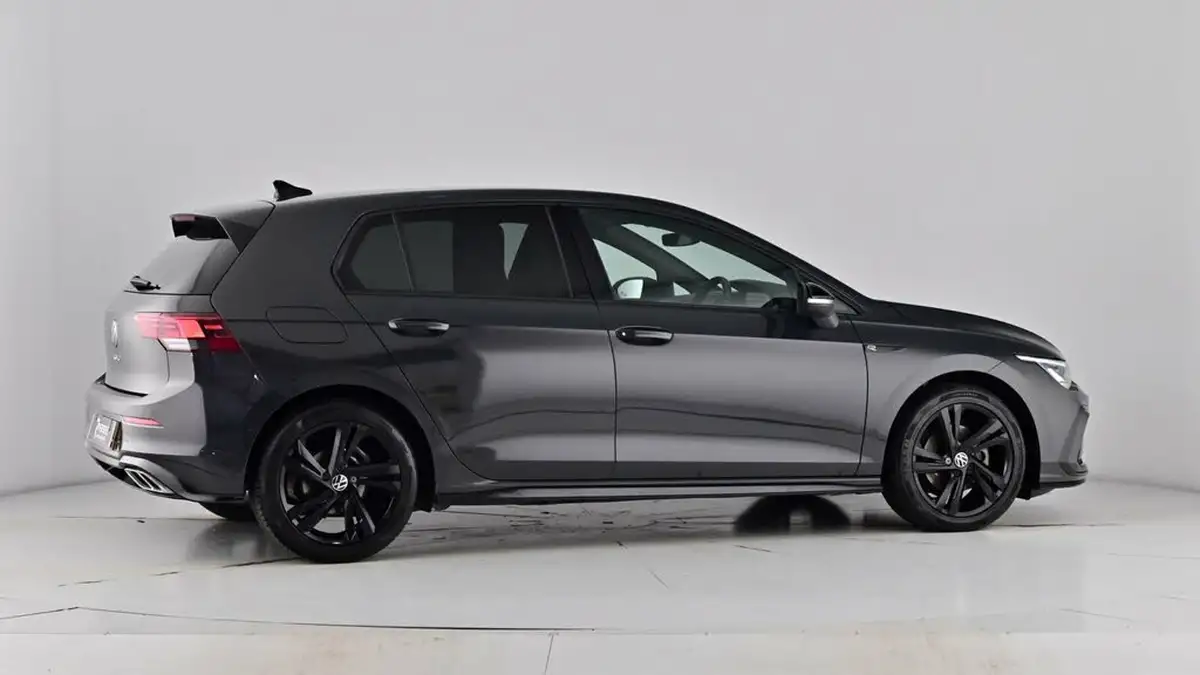 2022-volkswagen-golf-15-tsi-r-line-130ps-hatchback-big-76