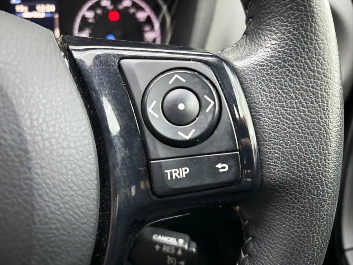 2019-toyota-yaris-15-vvt-i-icon-hybrid-big-20