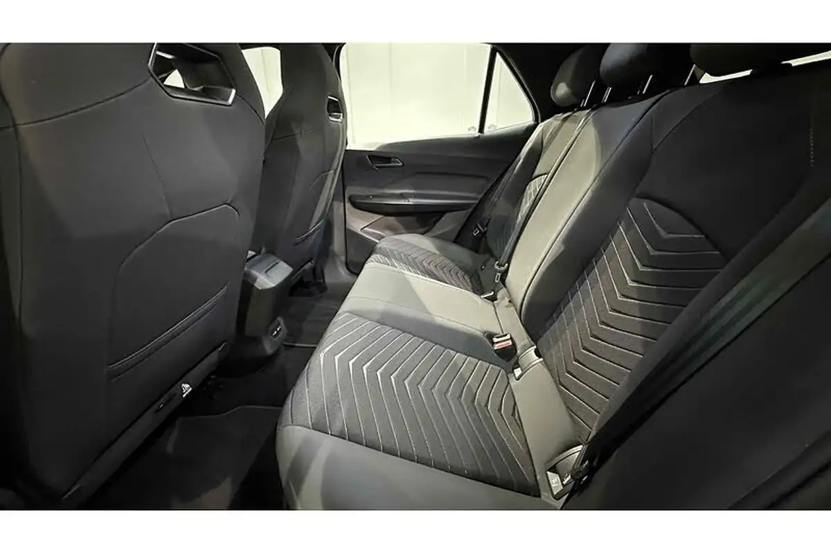 2023-cupra-born-e-v1-204ps-big-21