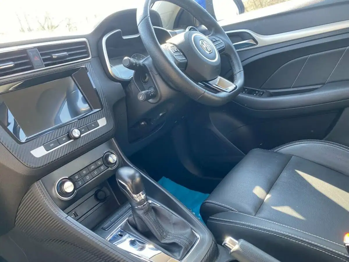 2020-mg-zs-suv-10t-gdi-exclusive-111ps-big-27