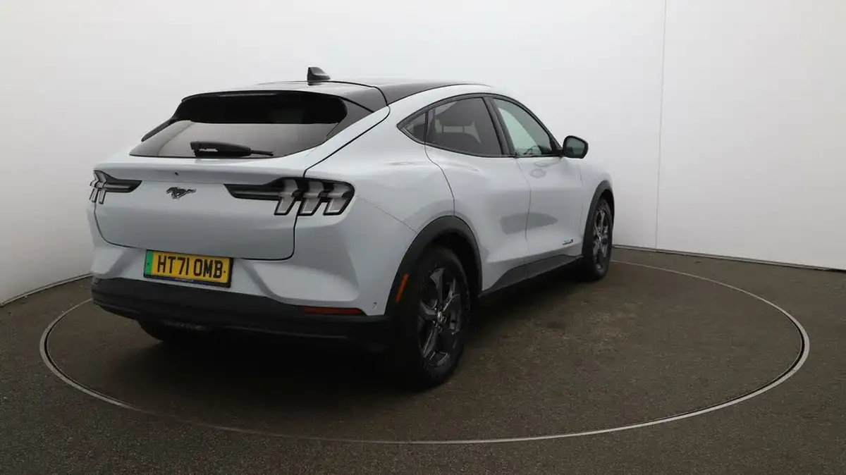 2022-ford-mustang-mach-e-e-extended-range-294ps-big-53