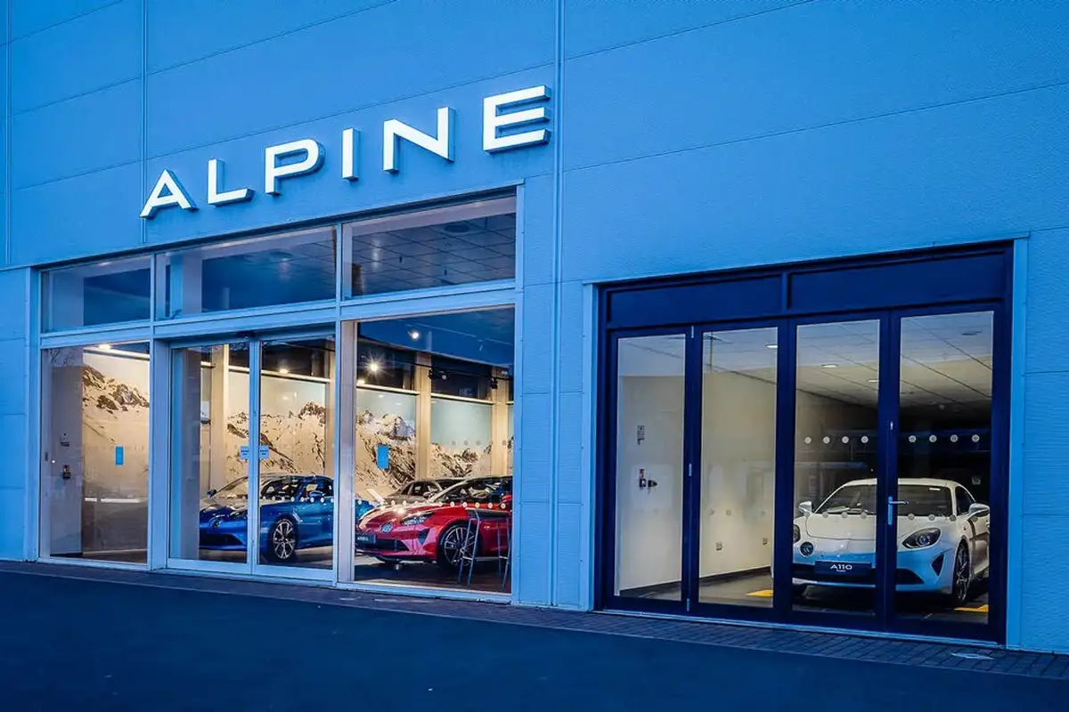 2024-alpine-a110-18-t-s-big-44