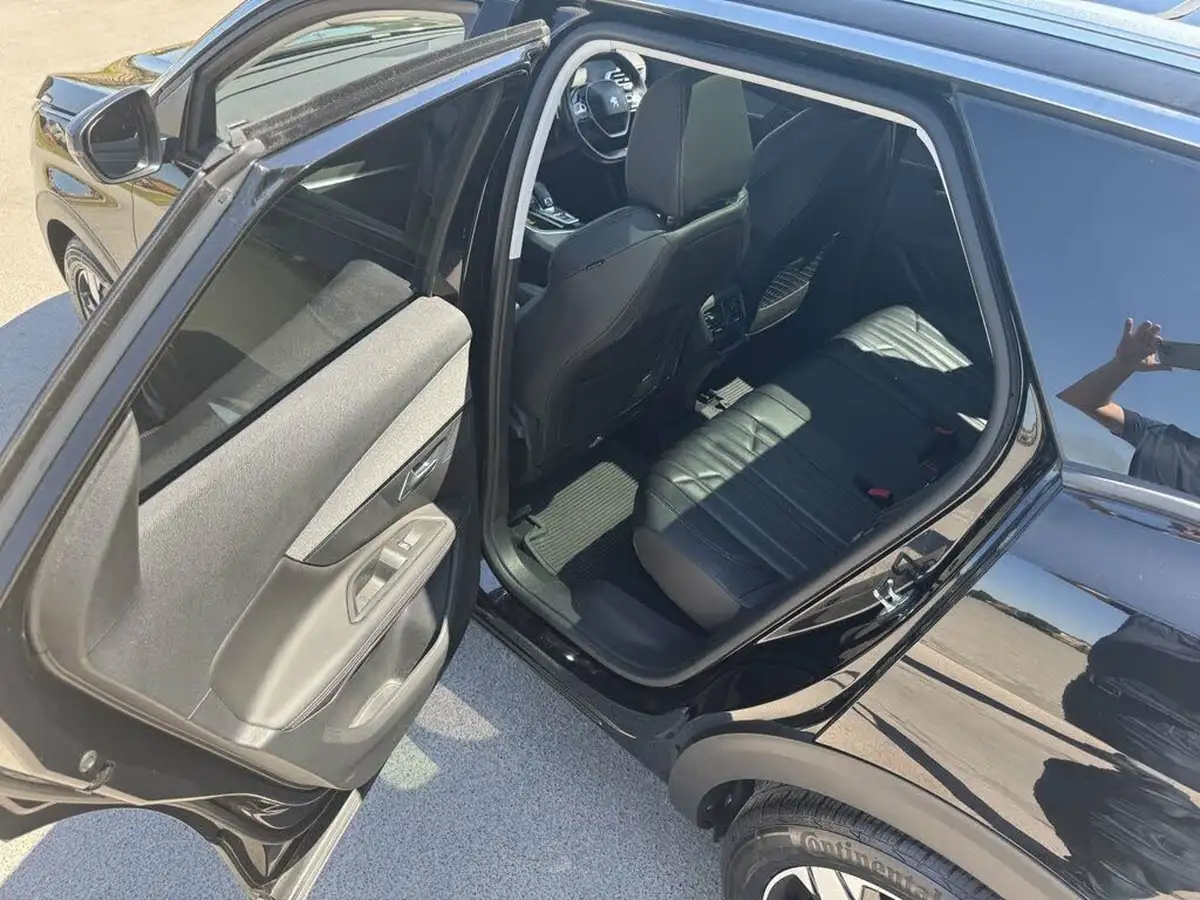 2018-peugeot-3008-suv-12-puretech-allure-eat6-big-26