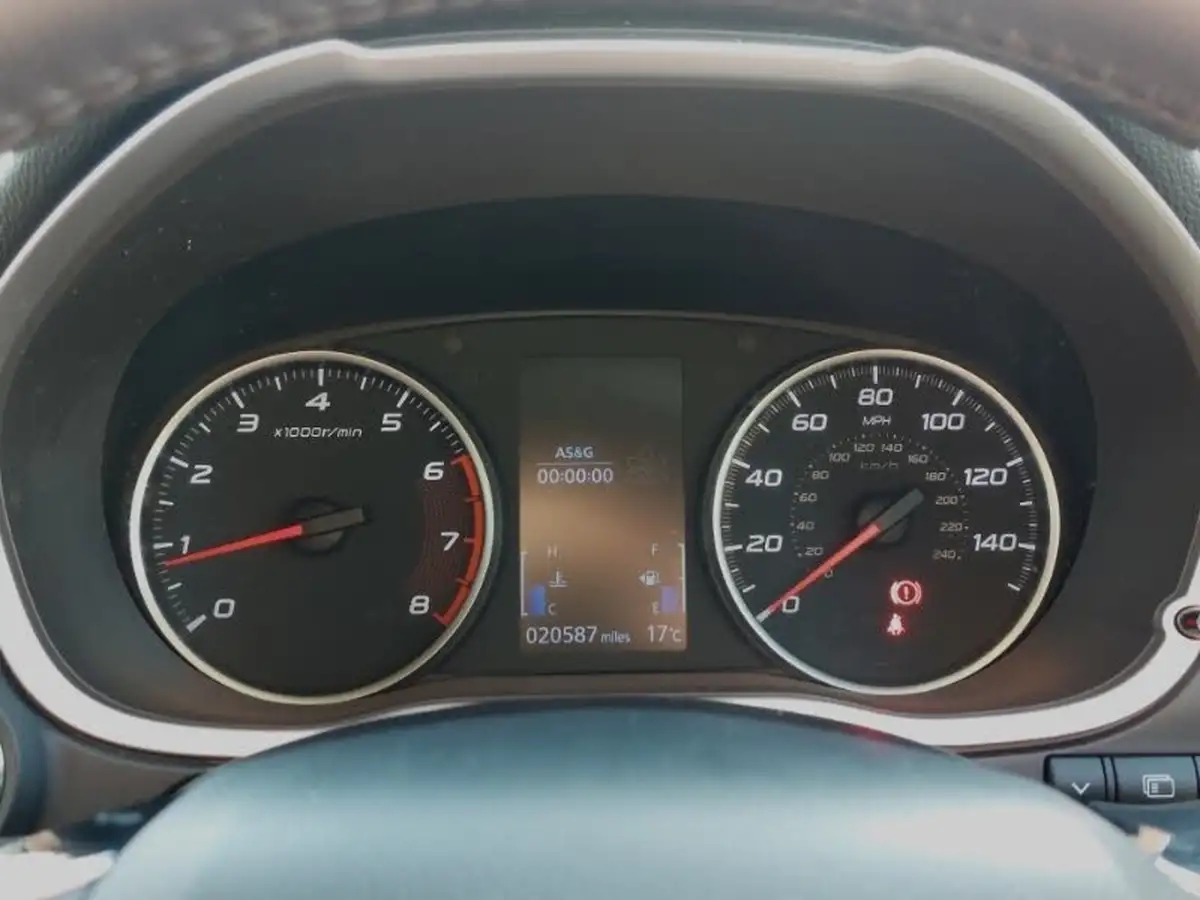 2020-mitsubishi-eclipse-cross-15-3-big-11