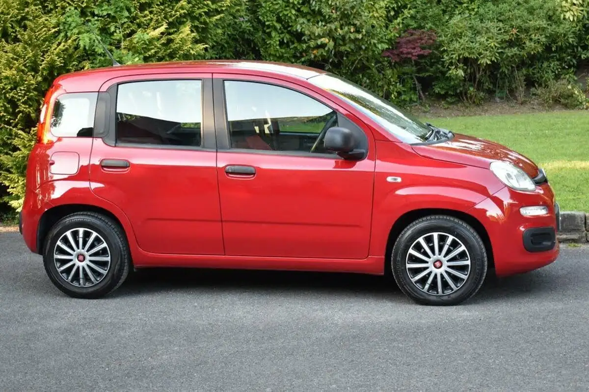 2015-fiat-panda-12-pop-big-1