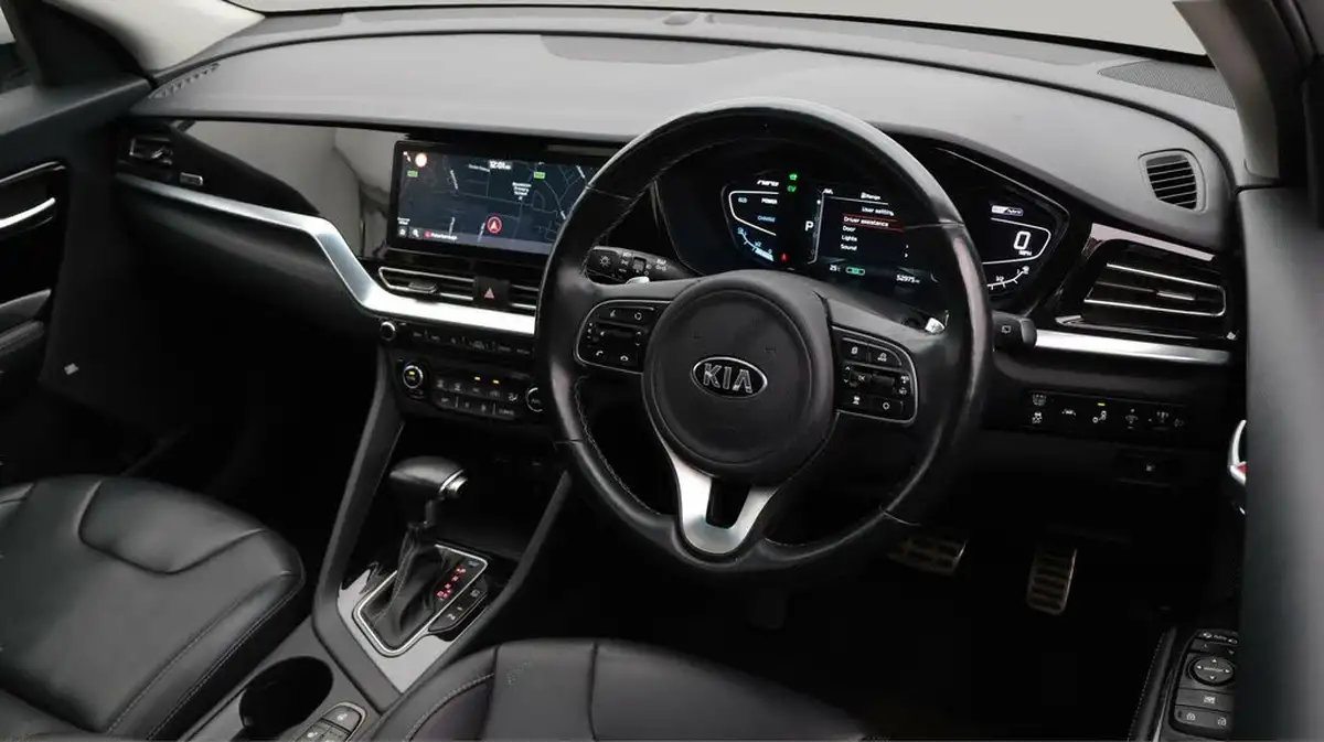 2021-kia-niro-16-gdi-4-156kwh-big-12