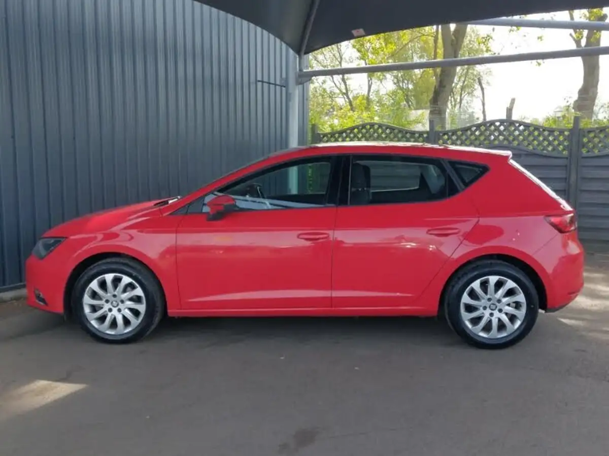 2015-seat-leon-12-se-tech-pack-tsi-110ps-hatchback-5d-big-3