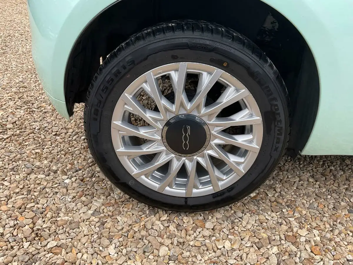 2018-fiat-500-12-lounge-big-7