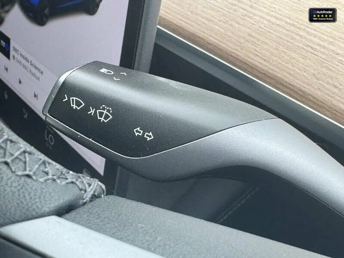 2021-tesla-model-3-e-standard-plus-big-13
