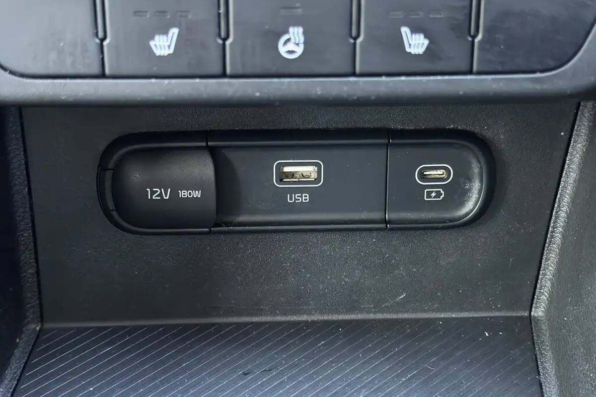 2022-kia-sportage-16-t-gdi-launch-edition-big-21