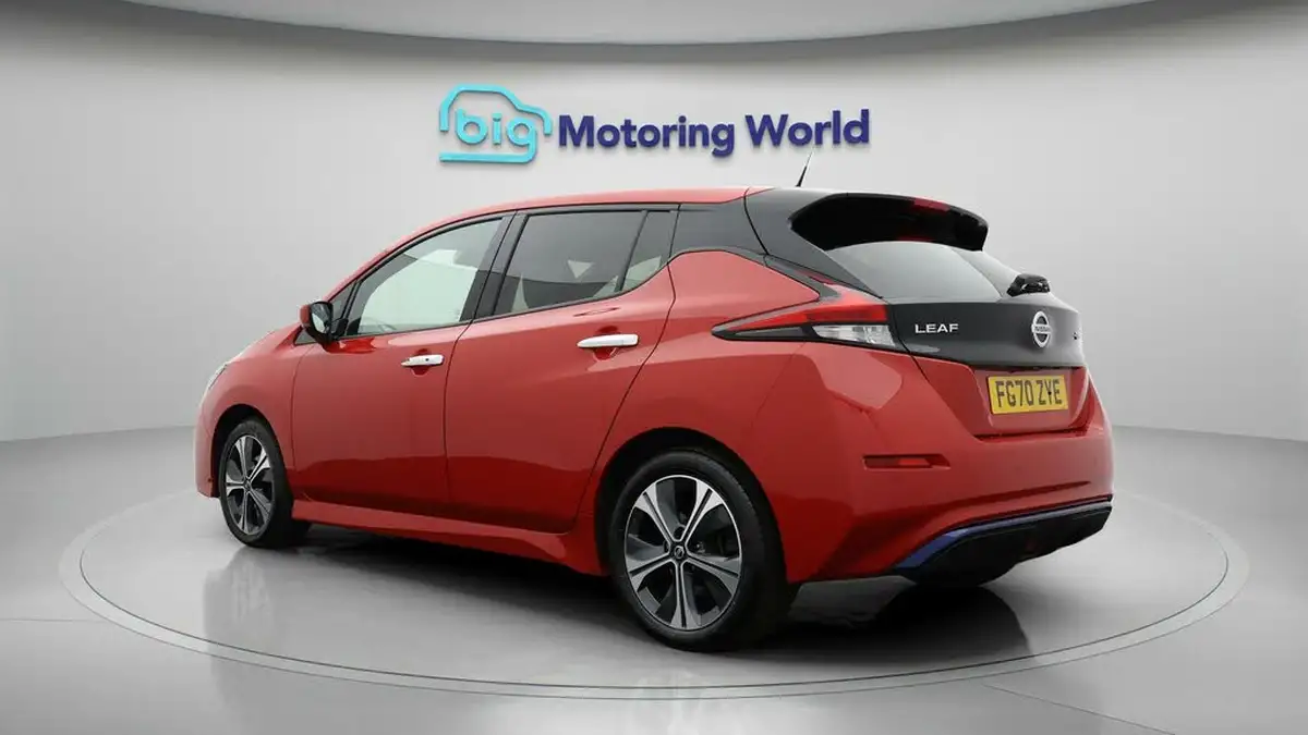 2020-nissan-leaf-e-n-connecta-big-4