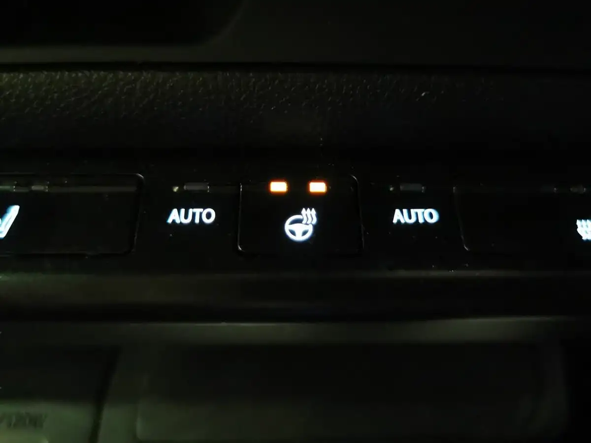 2021-lexus-ux-250h-20-f-sport-premium-pack-without-navigation-big-22