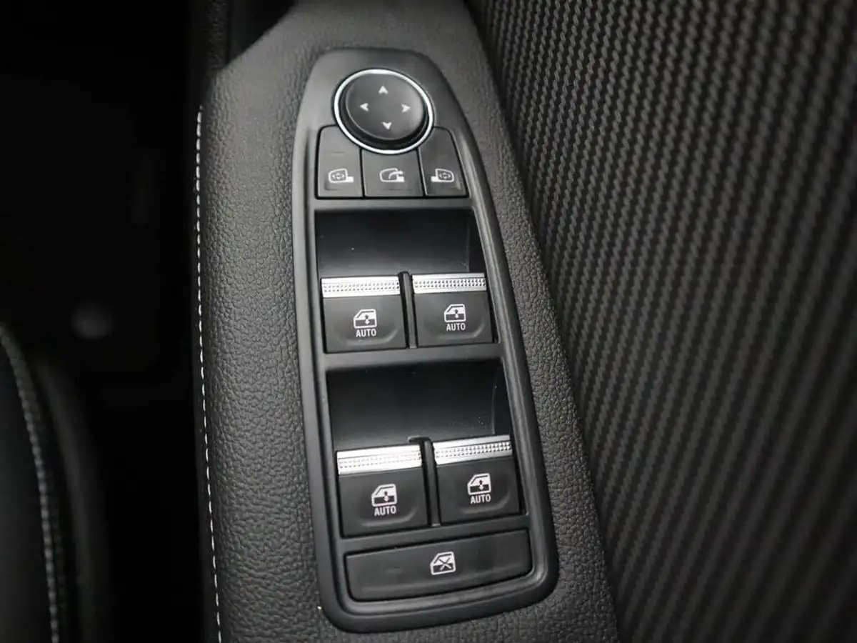 2024-renault-captur-16-e-tech-engineered-145ps-full-big-36
