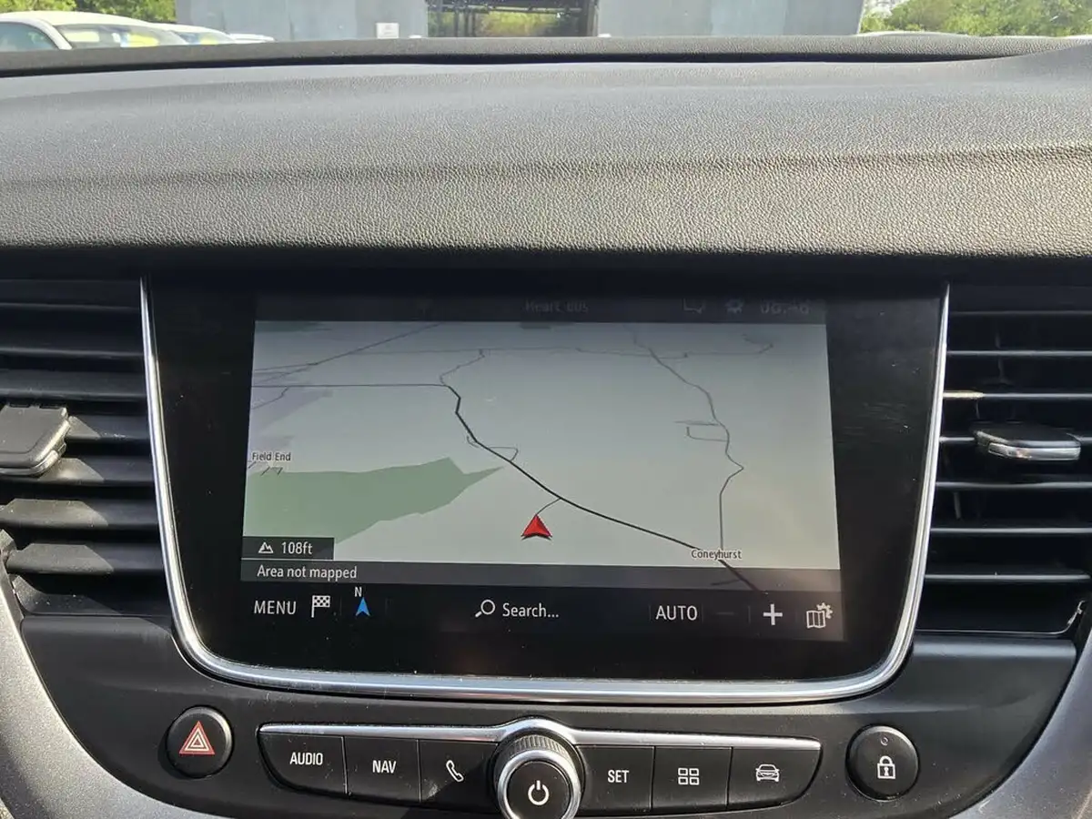 2018-vauxhall-grandland-x-15td-sport-nav-big-23