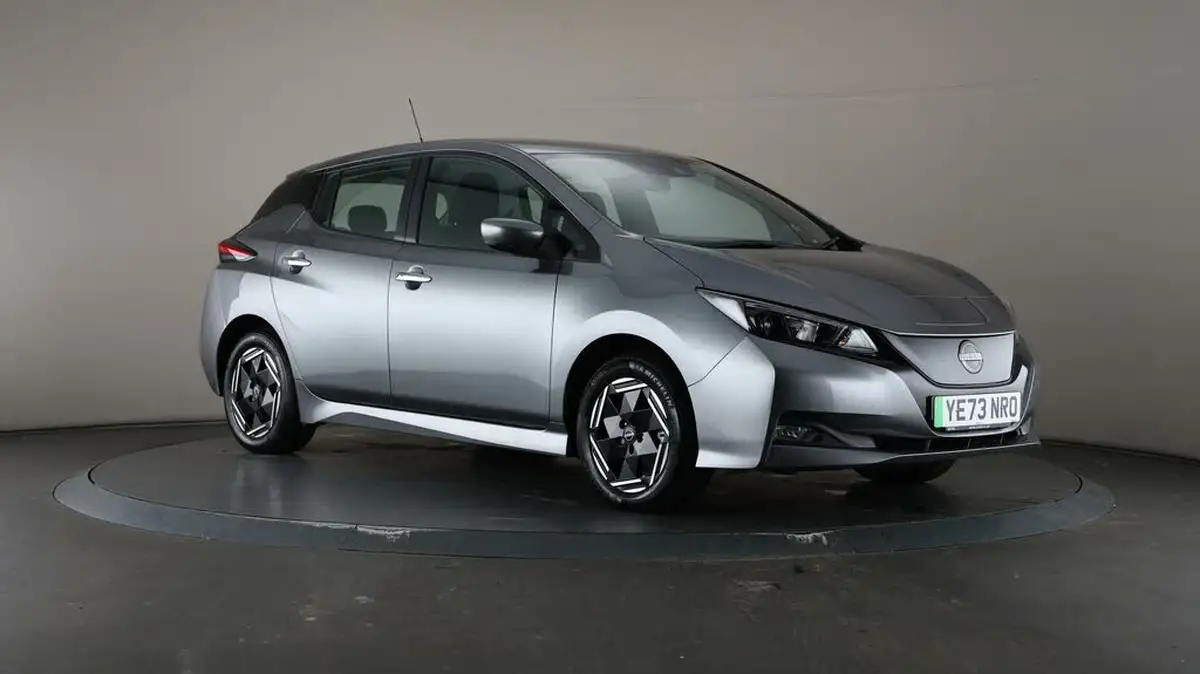 2023-nissan-leaf-e-acenta-39kwh-big-51