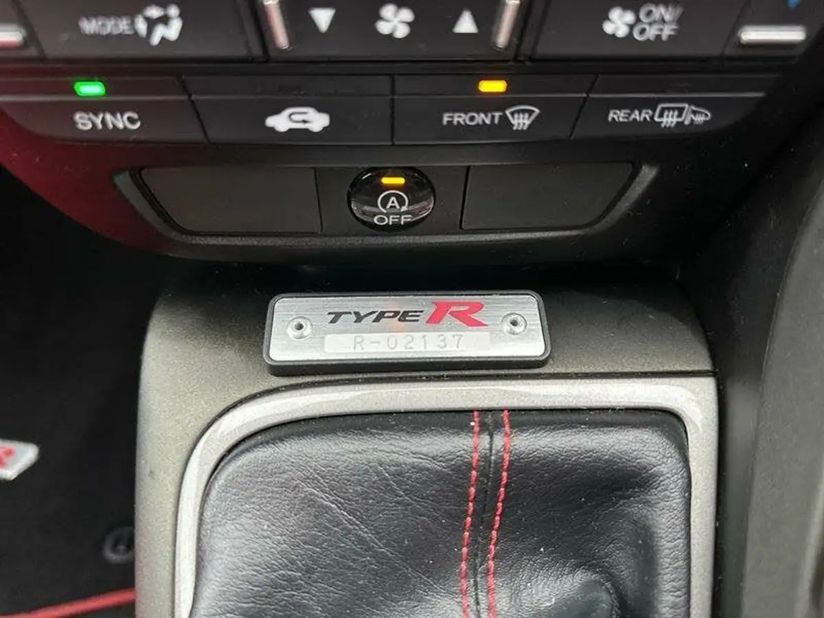 2016-honda-civic-20-i-vtec-type-r-gt-big-28