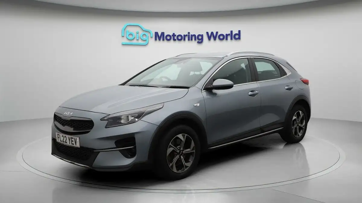 2022-kia-xceed-10-t-gdi-2-big-3