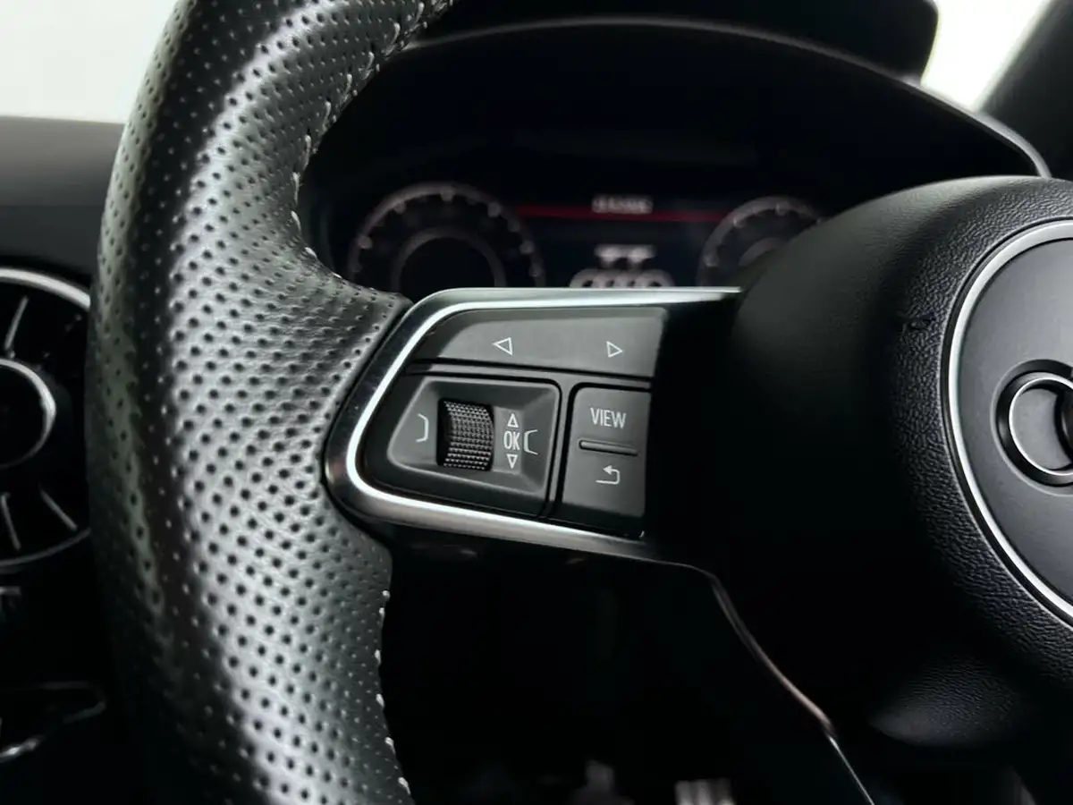 2016-audi-tt-coupe-18-tfsi-s-line-big-29