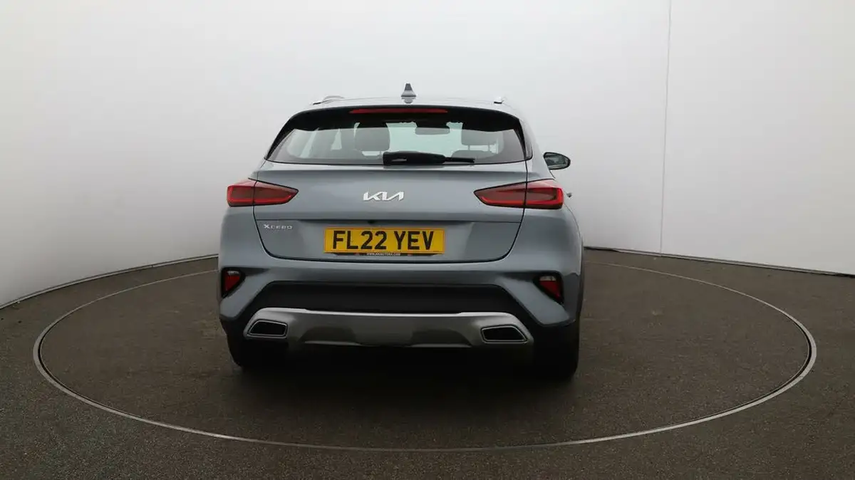 2022-kia-xceed-10-t-gdi-2-big-55