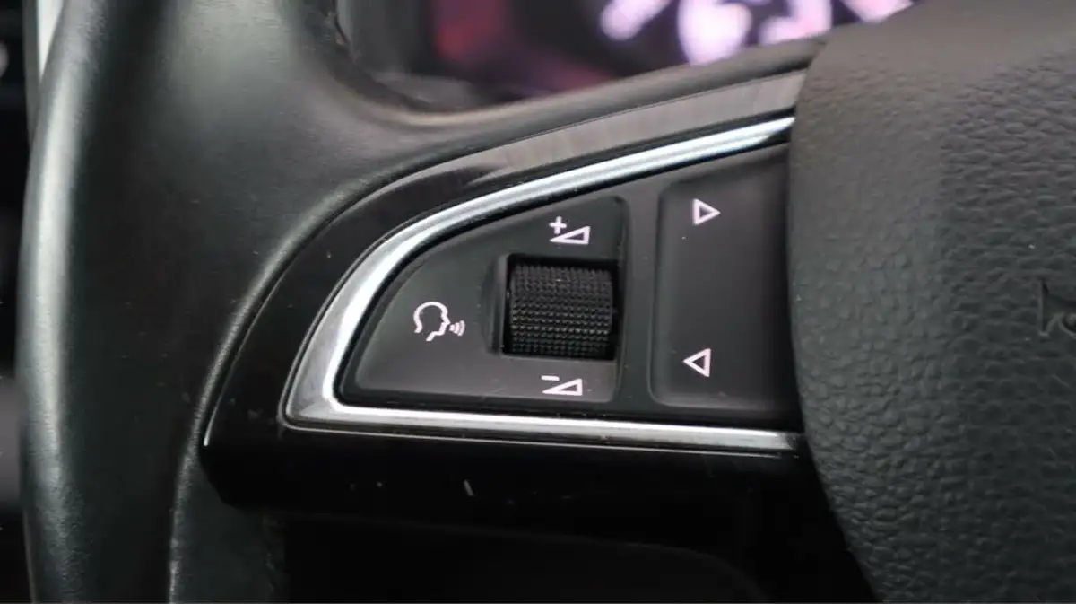 2019-skoda-karoq-16tdi-se-big-22