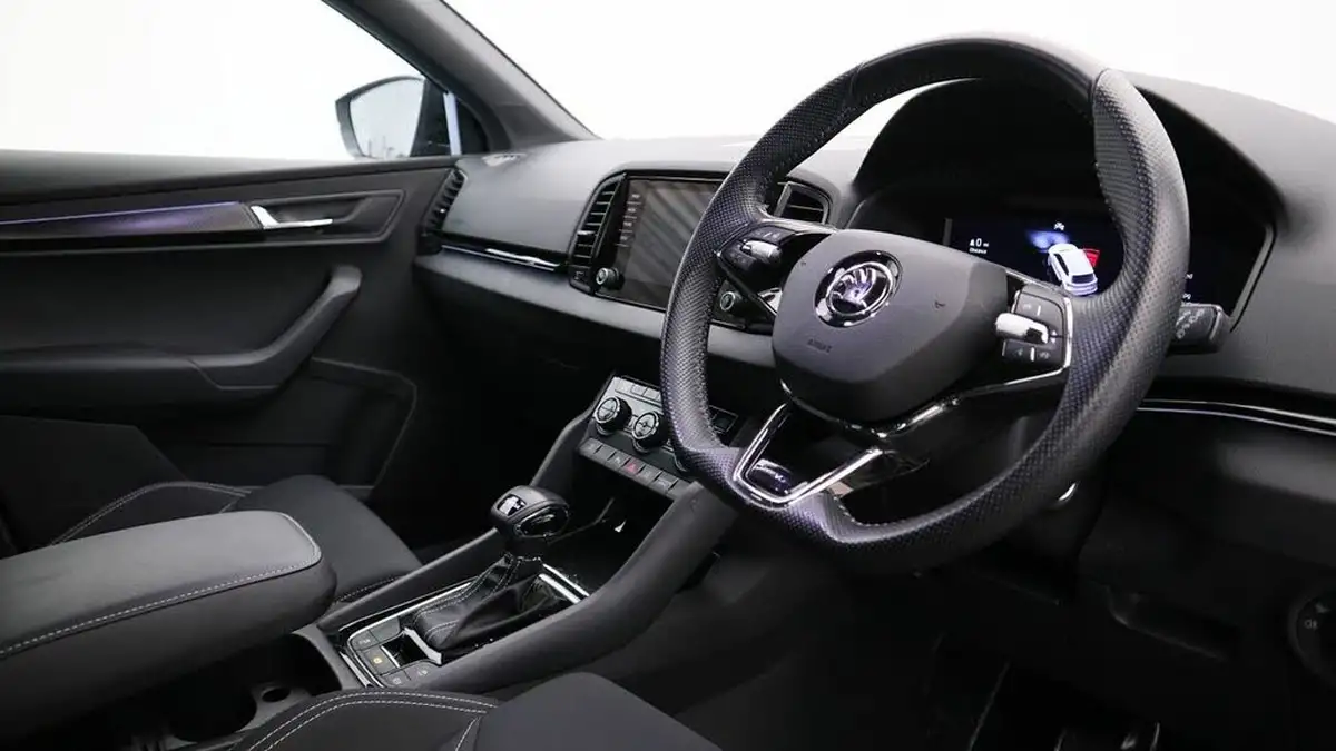 2023-skoda-karoq-15-tsi-sportline-dsg-big-5