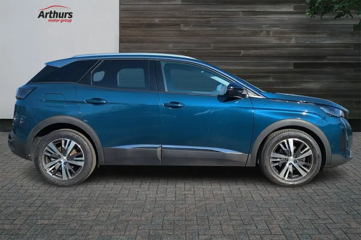 2022-peugeot-3008-suv-15-bluehdi-allure-premium-eat8-big-1