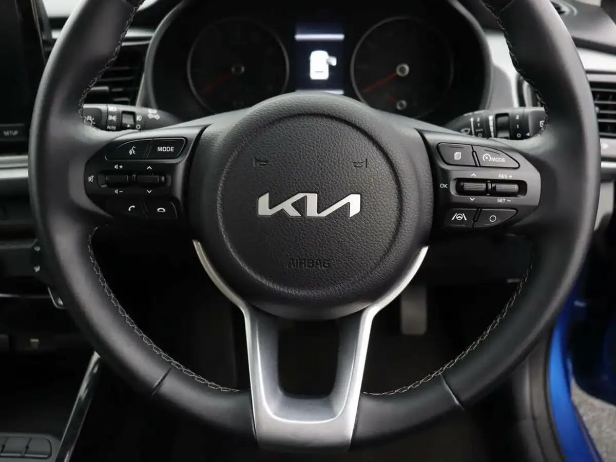 2022-kia-rio-10-t-gdi-2-big-37