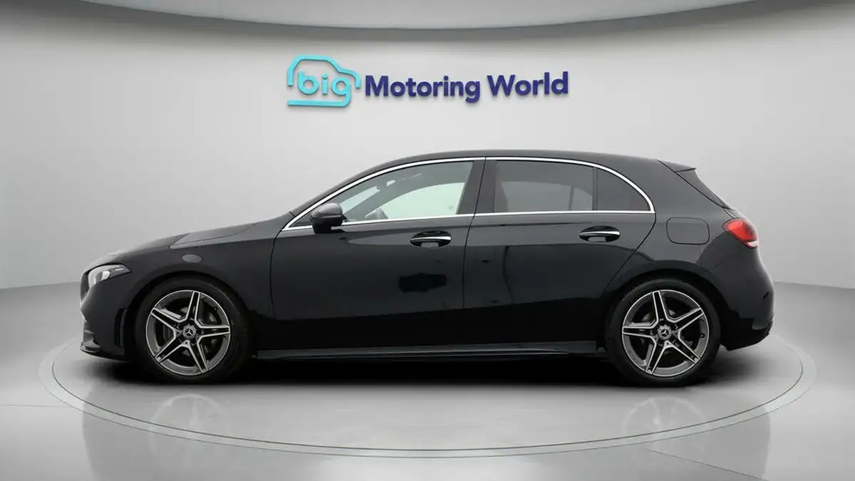 2019-mercedes-benz-a-class-20d-a200d-amg-line-premium-hatchback-5d-big-3