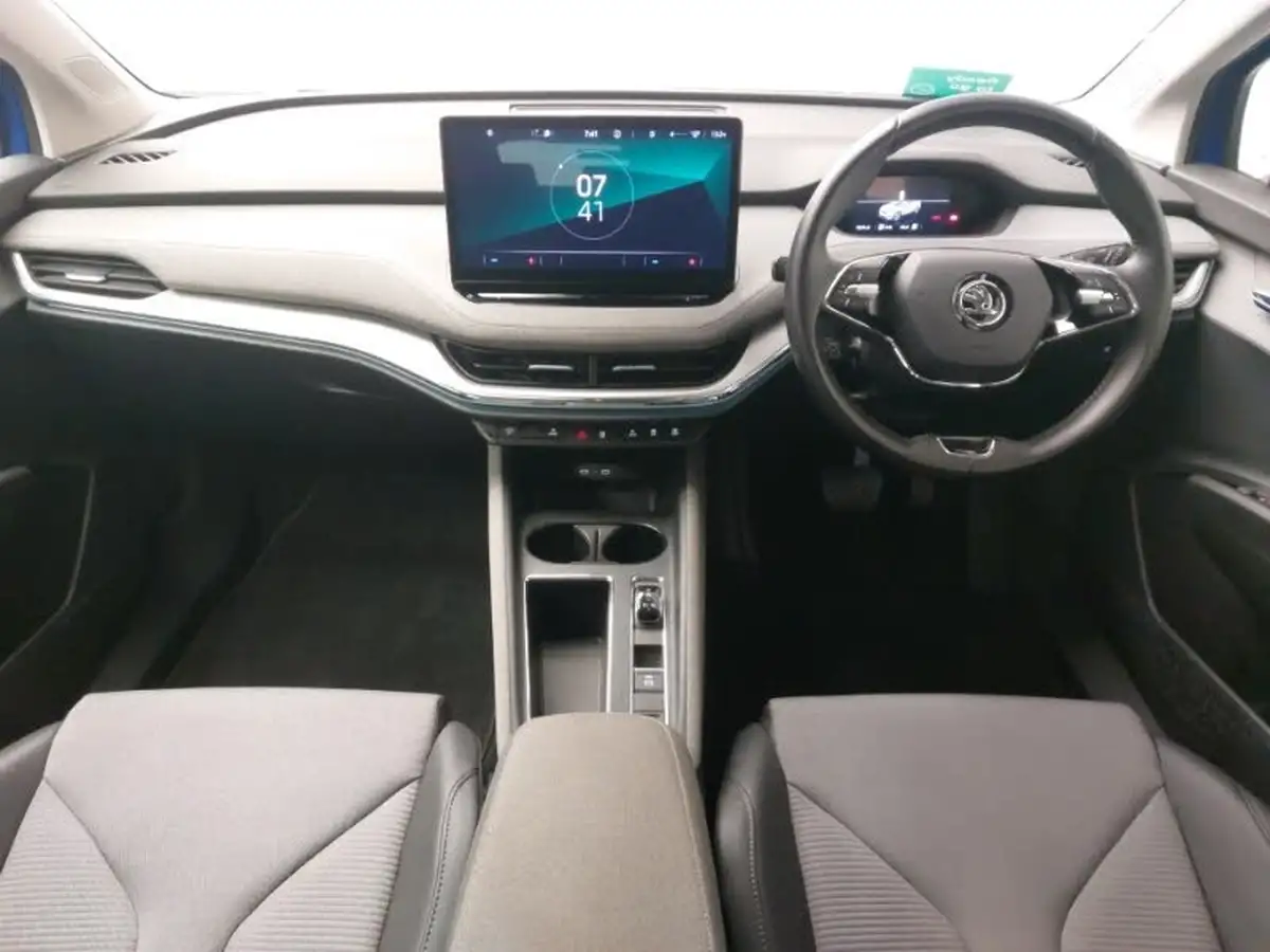 2022-skoda-enyaq-e-60-big-2
