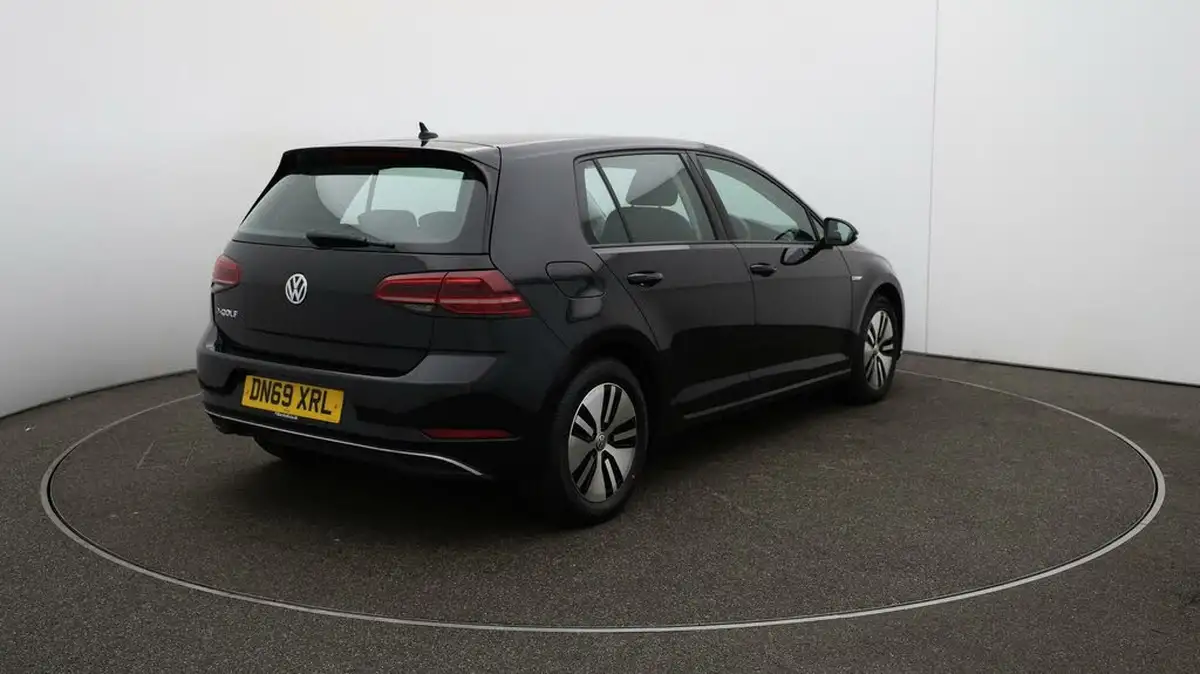 2019-volkswagen-golf-e-e-golf-big-54