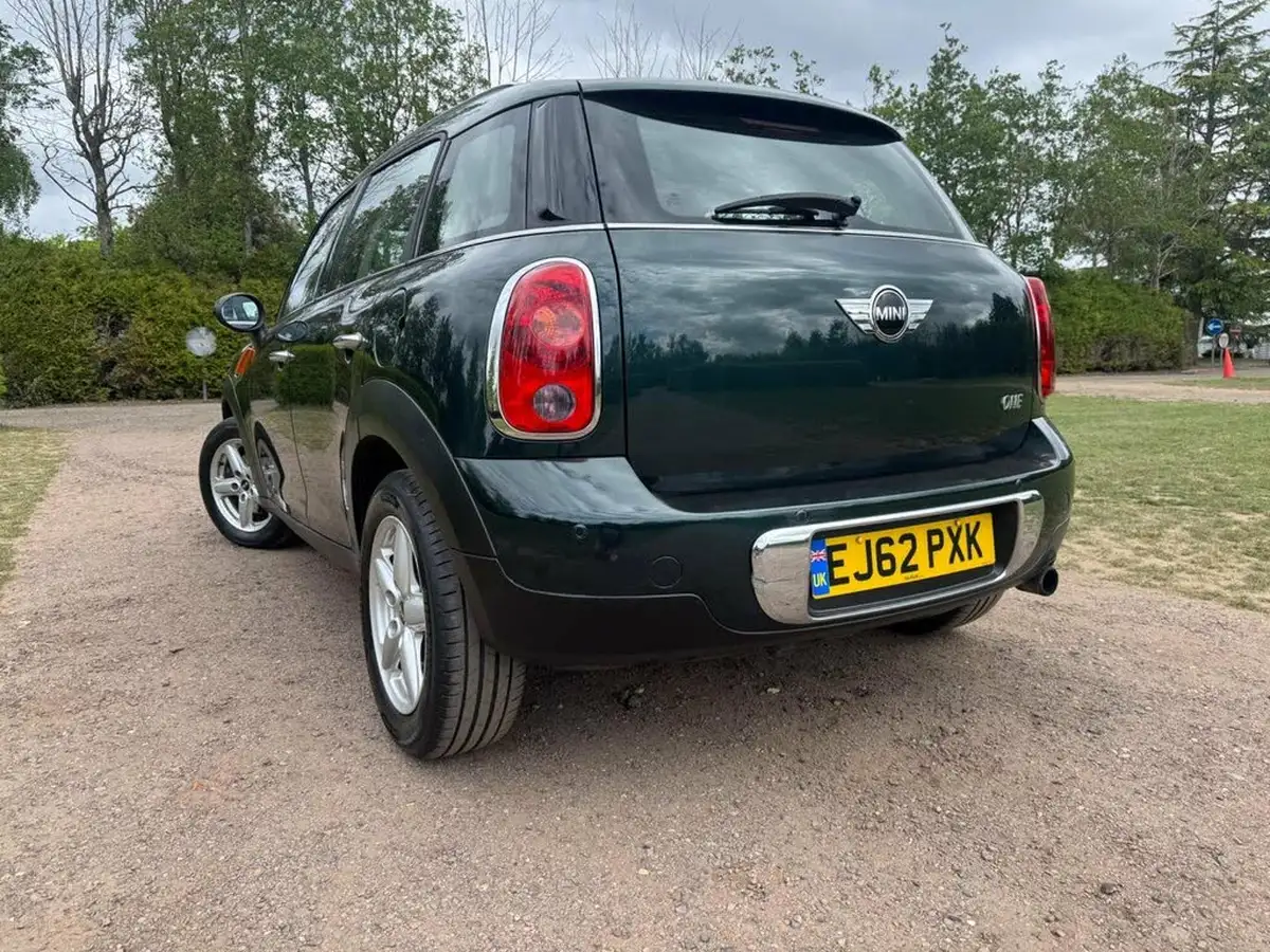 2012-mini-countryman-16-one-122bhp-auto-big-9