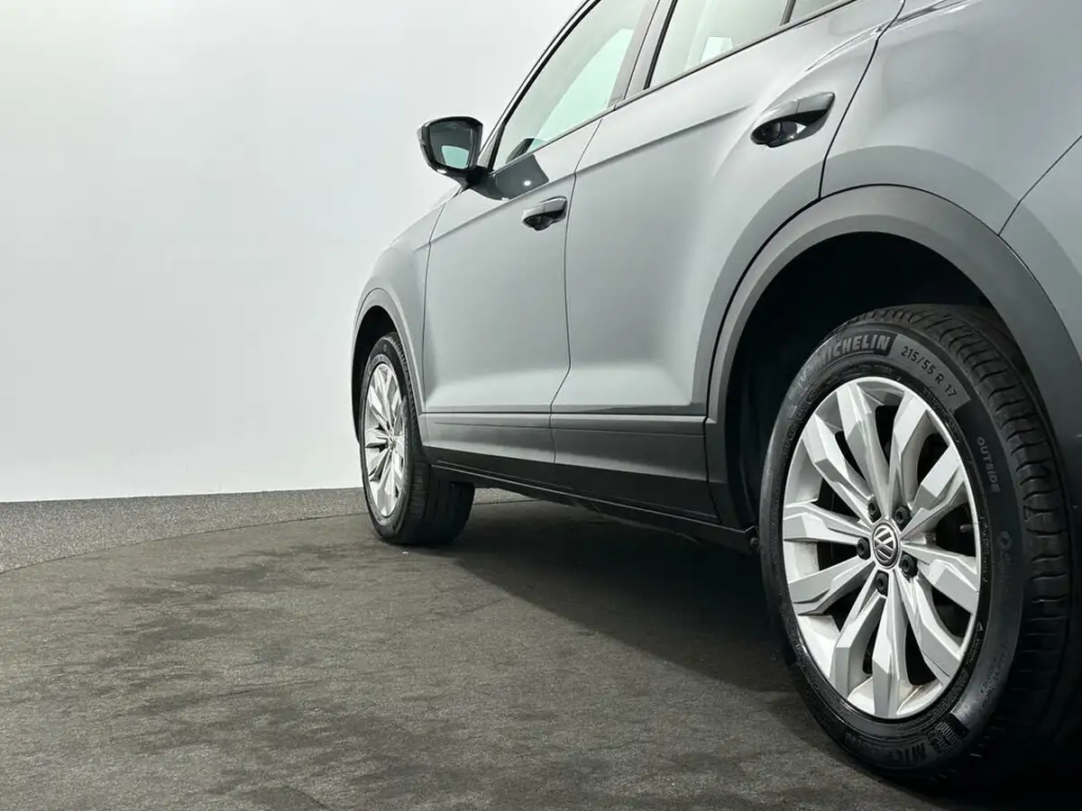2020-volkswagen-t-roc-15-tsi-se-dsg-big-49