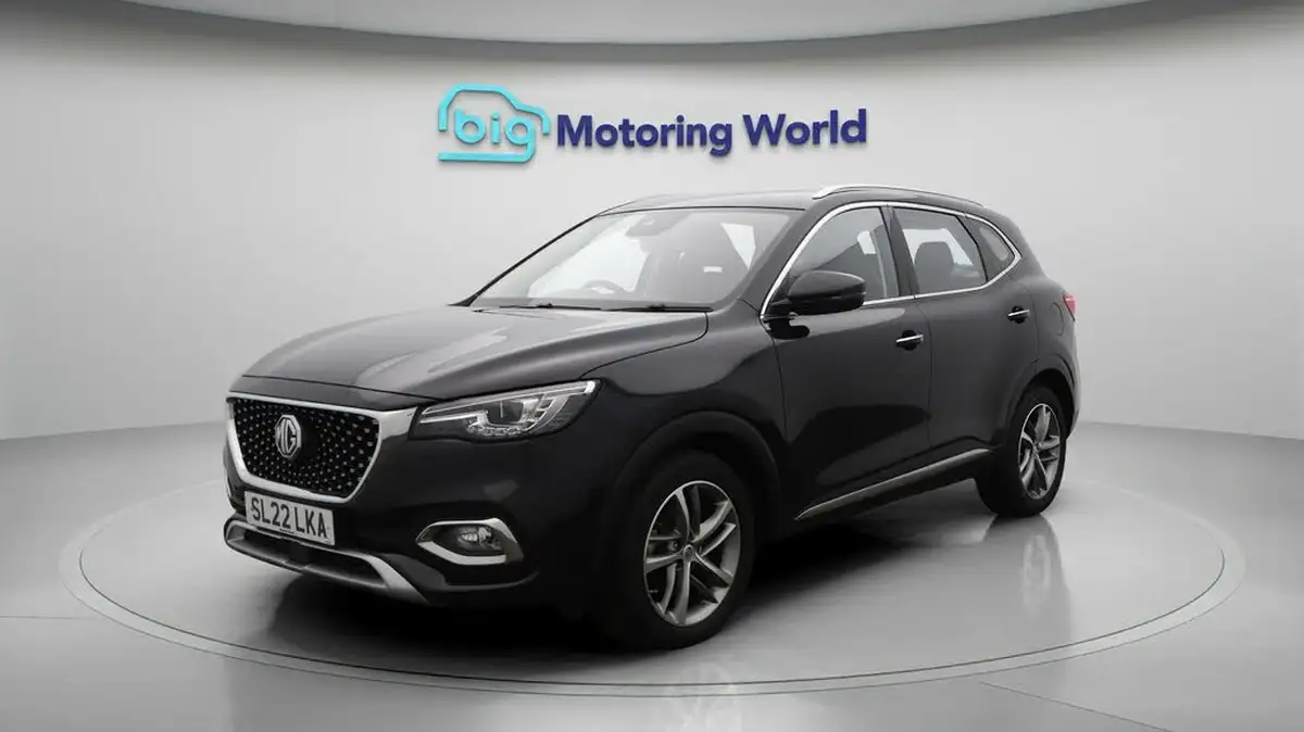 2022-mg-hs-15t-gdi-exclusive-162ps-dct-big-3