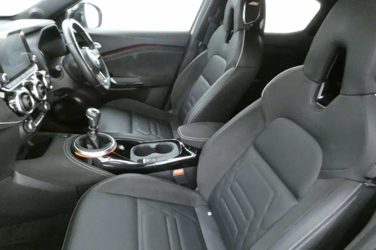 2020-nissan-juke-10-dig-t-tekna-117ps-big-19
