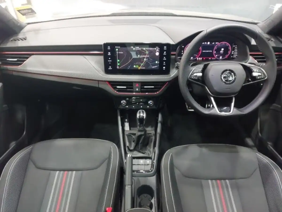 2024-skoda-kamiq-10-tsi-monte-carlo-116ps-dsg-big-2