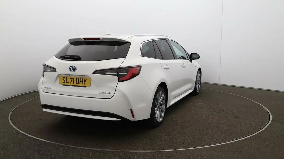 2021-toyota-corolla-18-vvt-i-design-trk-hatchback-5d-big-55