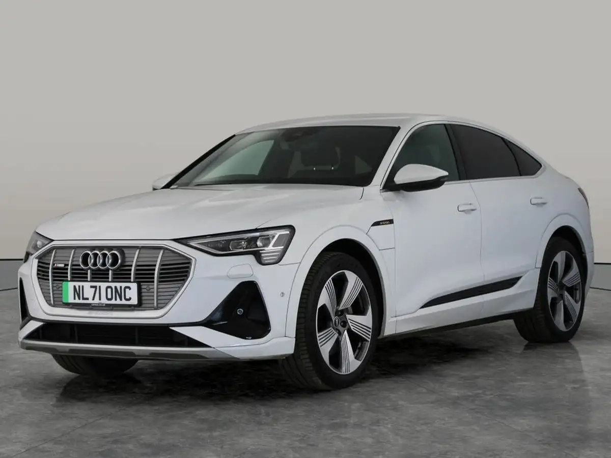 2021-audi-e-tron-55e-s-line-sportback-big-8